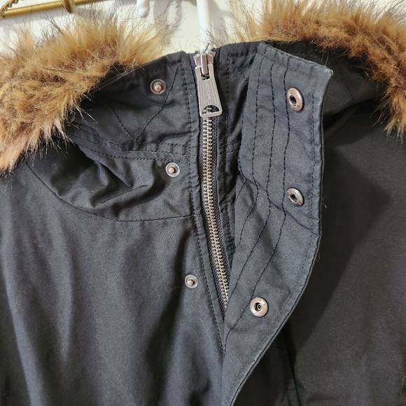 GAP black winter coat parka faux fur trim hood zip front medium - Picture 14 of 16